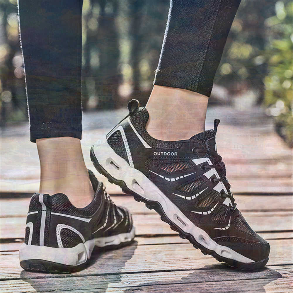 シュメールラウンドチップシルバースニーカーテニスシューズ女性 - Outdoor Sport Uk のレビューと価格